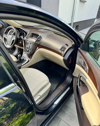 Opel Insignia cena 21900 przebieg: 264500, rok produkcji 2011 z Leszno małe 137